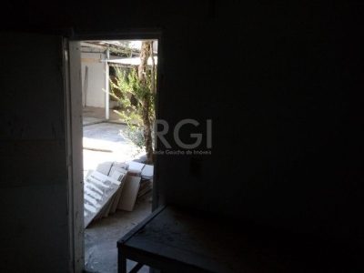 Casa à venda com 300m², 2 quartos, 1 suíte, 3 vagas no bairro Cristo Redentor em Porto Alegre - Foto 10