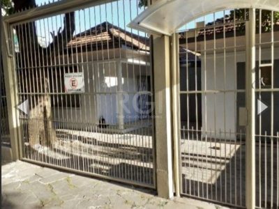 Casa à venda com 300m², 2 quartos, 1 suíte, 3 vagas no bairro Cristo Redentor em Porto Alegre - Foto 17