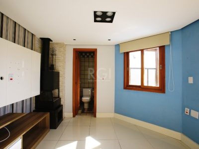 Cobertura à venda com 125m², 2 quartos, 1 suíte, 1 vaga no bairro Petrópolis em Porto Alegre - Foto 2