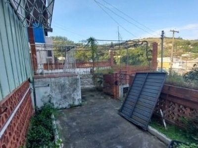 Casa à venda com 180m², 3 quartos, 2 vagas no bairro Glória em Porto Alegre - Foto 4