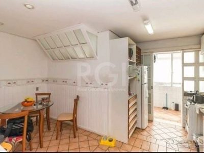 Apartamento à venda com 176m², 4 quartos, 1 vaga no bairro Higienópolis em Porto Alegre - Foto 4