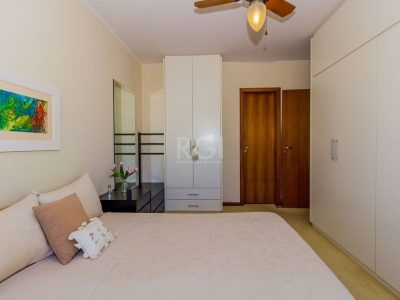 Apartamento à venda com 154m², 3 quartos, 1 suíte, 2 vagas no bairro Higienópolis em Porto Alegre - Foto 24