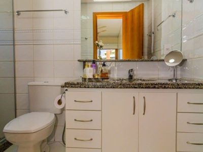 Apartamento à venda com 154m², 3 quartos, 1 suíte, 2 vagas no bairro Higienópolis em Porto Alegre - Foto 27