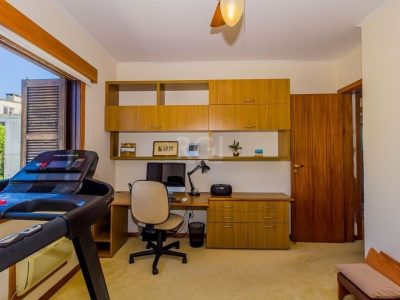 Apartamento à venda com 154m², 3 quartos, 1 suíte, 2 vagas no bairro Higienópolis em Porto Alegre - Foto 32