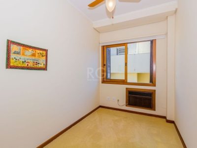 Apartamento à venda com 154m², 3 quartos, 1 suíte, 2 vagas no bairro Higienópolis em Porto Alegre - Foto 36