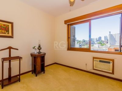 Apartamento à venda com 154m², 3 quartos, 1 suíte, 2 vagas no bairro Higienópolis em Porto Alegre - Foto 38