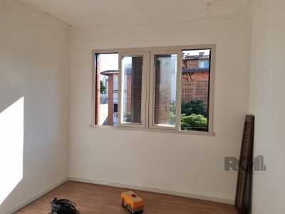 Apartamento à venda com 54m², 2 quartos no bairro Petrópolis em Porto Alegre - Foto 3