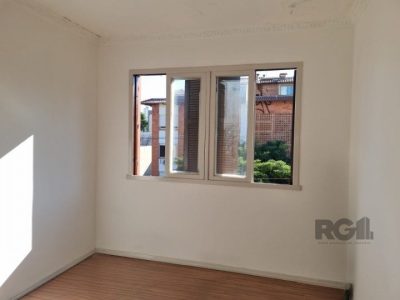 Apartamento à venda com 54m², 2 quartos no bairro Petrópolis em Porto Alegre - Foto 2