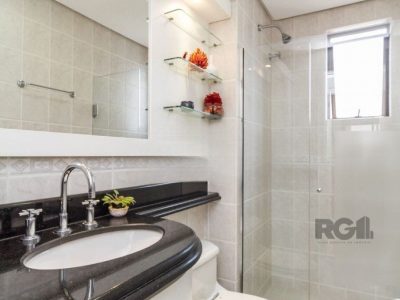 Apartamento à venda com 146m², 3 quartos, 1 suíte, 2 vagas no bairro Petrópolis em Porto Alegre - Foto 19