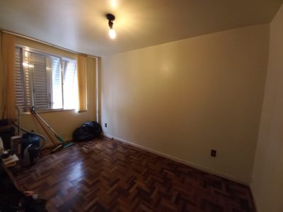 Apartamento à venda com 80m², 3 quartos no bairro Medianeira em Porto Alegre - Foto 10