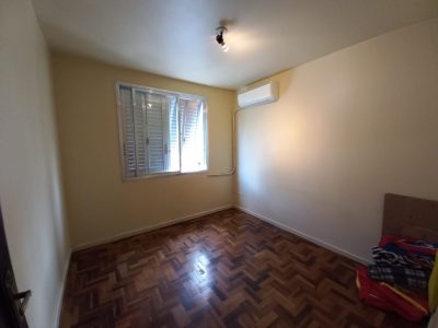 Apartamento à venda com 80m², 3 quartos no bairro Medianeira em Porto Alegre - Foto 11