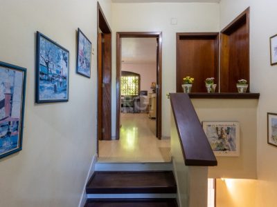 Casa à venda com 345m², 3 quartos, 3 suítes, 2 vagas no bairro Cristal em Porto Alegre - Foto 26