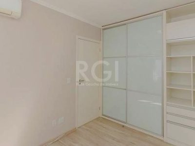 Apartamento à venda com 71m², 2 quartos, 2 vagas no bairro Higienópolis em Porto Alegre - Foto 10