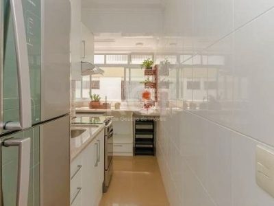 Apartamento à venda com 71m², 2 quartos, 2 vagas no bairro Higienópolis em Porto Alegre - Foto 8