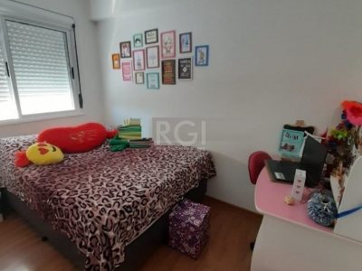 Apartamento à venda com 67m², 3 quartos, 1 suíte, 1 vaga no bairro Partenon em Porto Alegre - Foto 20