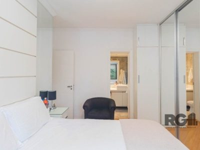 Apartamento à venda com 107m², 3 quartos, 1 suíte, 2 vagas no bairro São João em Porto Alegre - Foto 20