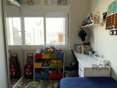 Apartamento à venda com 76m², 2 quartos, 1 suíte, 2 vagas no bairro Petrópolis em Porto Alegre - Foto 13