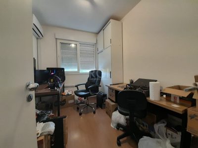 Apartamento à venda com 59m², 2 quartos, 1 suíte, 1 vaga no bairro São João em Porto Alegre - Foto 9