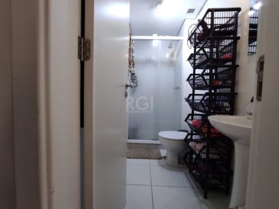 Apartamento à venda com 59m², 2 quartos, 1 suíte, 1 vaga no bairro São João em Porto Alegre - Foto 13