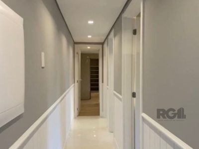 Apartamento à venda com 85m², 2 quartos, 2 suítes, 1 vaga no bairro Menino Deus em Porto Alegre - Foto 4