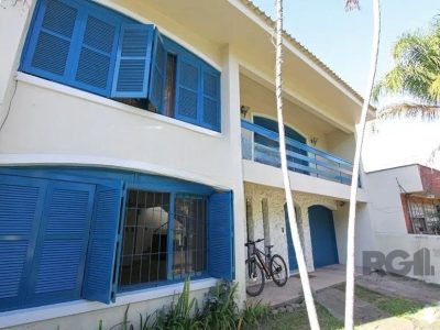 Casa à venda com 350m², 5 quartos, 1 suíte, 4 vagas no bairro Partenon em Porto Alegre - Foto 26