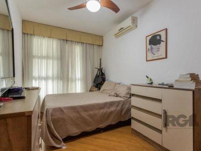 Cobertura à venda com 266m², 3 quartos, 1 suíte, 2 vagas no bairro Petrópolis em Porto Alegre - Foto 5