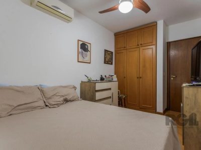 Cobertura à venda com 266m², 3 quartos, 1 suíte, 2 vagas no bairro Petrópolis em Porto Alegre - Foto 6