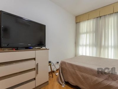 Cobertura à venda com 266m², 3 quartos, 1 suíte, 2 vagas no bairro Petrópolis em Porto Alegre - Foto 9