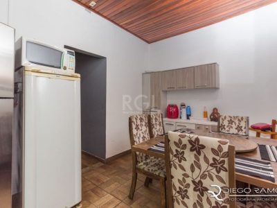 Casa à venda com 120m², 4 quartos, 1 vaga no bairro Medianeira em Porto Alegre - Foto 7