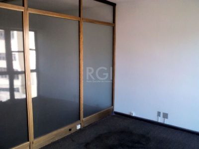 Conjunto/Sala à venda com 54m², 1 vaga no bairro Floresta em Porto Alegre - Foto 5