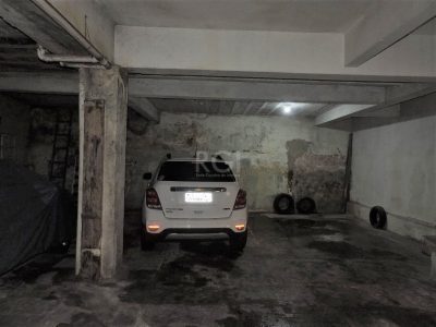 Apartamento à venda com 111m², 3 quartos, 1 suíte, 1 vaga no bairro Petrópolis em Porto Alegre - Foto 21