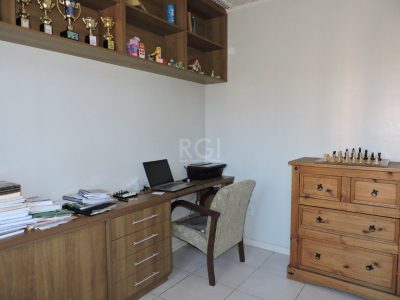 Apartamento à venda com 111m², 3 quartos, 1 suíte, 1 vaga no bairro Petrópolis em Porto Alegre - Foto 11