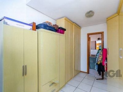 Cobertura à venda com 165m², 3 quartos, 2 suítes, 2 vagas no bairro Santana em Porto Alegre - Foto 10