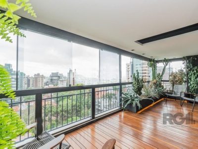 Apartamento à venda com 231m², 3 quartos, 3 suítes, 3 vagas no bairro Bela Vista em Porto Alegre - Foto 5