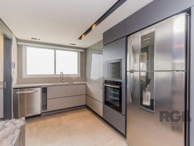 Apartamento à venda com 231m², 3 quartos, 3 suítes, 3 vagas no bairro Bela Vista em Porto Alegre - Foto 13