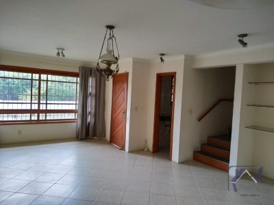 Casa à venda com 220m², 3 quartos, 1 suíte, 4 vagas no bairro Ipanema em Porto Alegre - Foto 34