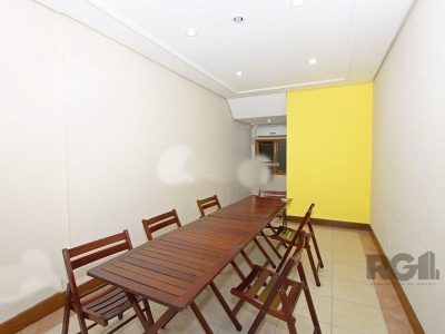 Apartamento à venda com 103m², 2 quartos, 1 suíte, 2 vagas no bairro Cidade Baixa em Porto Alegre - Foto 15