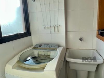 Apartamento à venda com 83m², 3 quartos, 1 suíte, 1 vaga no bairro Santana em Porto Alegre - Foto 16