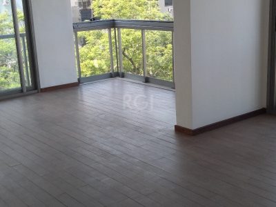 Apartamento à venda com 106m², 3 quartos, 1 suíte, 2 vagas no bairro Menino Deus em Porto Alegre - Foto 5