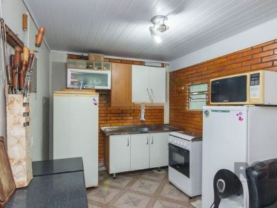 Casa à venda com 196m², 3 quartos, 1 suíte, 4 vagas no bairro Glória em Porto Alegre - Foto 22