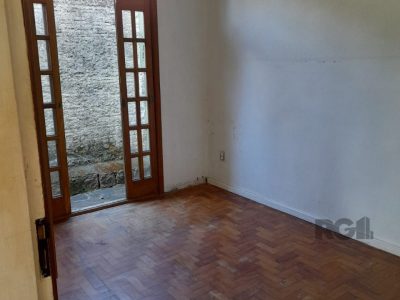 Casa à venda com 104m², 3 quartos, 1 vaga no bairro Santa Tereza em Porto Alegre - Foto 6