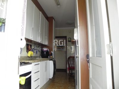 Apartamento à venda com 83m², 2 quartos, 1 suíte, 1 vaga no bairro Rio Branco em Porto Alegre - Foto 4