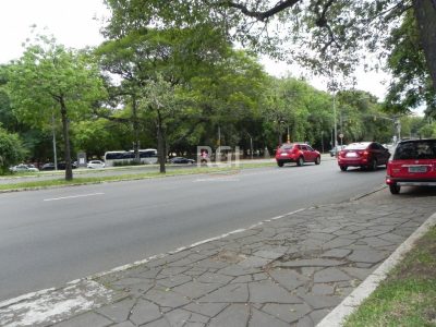 Apartamento à venda com 83m², 2 quartos, 1 suíte, 1 vaga no bairro Rio Branco em Porto Alegre - Foto 24