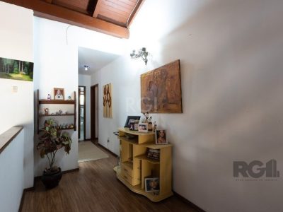 Casa à venda com 519m², 4 quartos, 2 suítes, 4 vagas no bairro Cristal em Porto Alegre - Foto 31