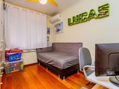 Apartamento à venda com 98m², 3 quartos, 1 vaga no bairro Vila Ipiranga em Porto Alegre - Foto 9