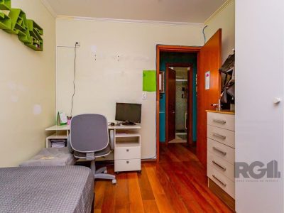 Apartamento à venda com 98m², 3 quartos, 1 vaga no bairro Vila Ipiranga em Porto Alegre - Foto 10