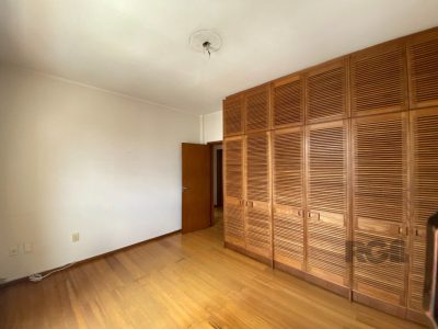 Apartamento à venda com 156m², 4 quartos, 1 suíte, 1 vaga no bairro Centro Histórico em Porto Alegre - Foto 11