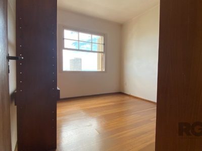 Apartamento à venda com 156m², 4 quartos, 1 suíte, 1 vaga no bairro Centro Histórico em Porto Alegre - Foto 15