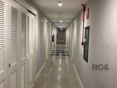 Conjunto/Sala à venda com 52m² no bairro Floresta em Porto Alegre - Foto 5