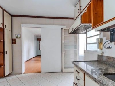 Apartamento à venda com 94m², 3 quartos, 1 suíte, 2 vagas no bairro Auxiliadora em Porto Alegre - Foto 18